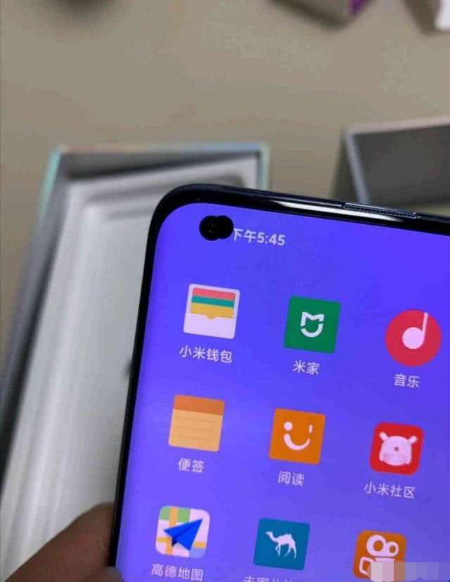 葫蘆屏事件：小米官方發(fā)布聲明“葫蘆屏”為個(gè)例，可免費(fèi)退換