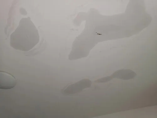 屋頂漏水zui實(shí)用的解決辦法！